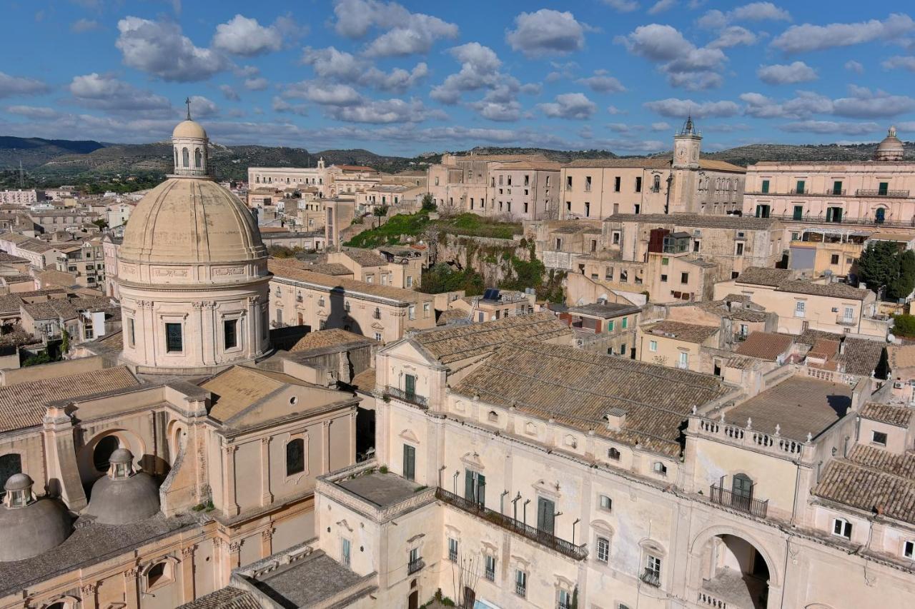 Palazzo Trigona Dependance Hotel Noto Kültér fotó